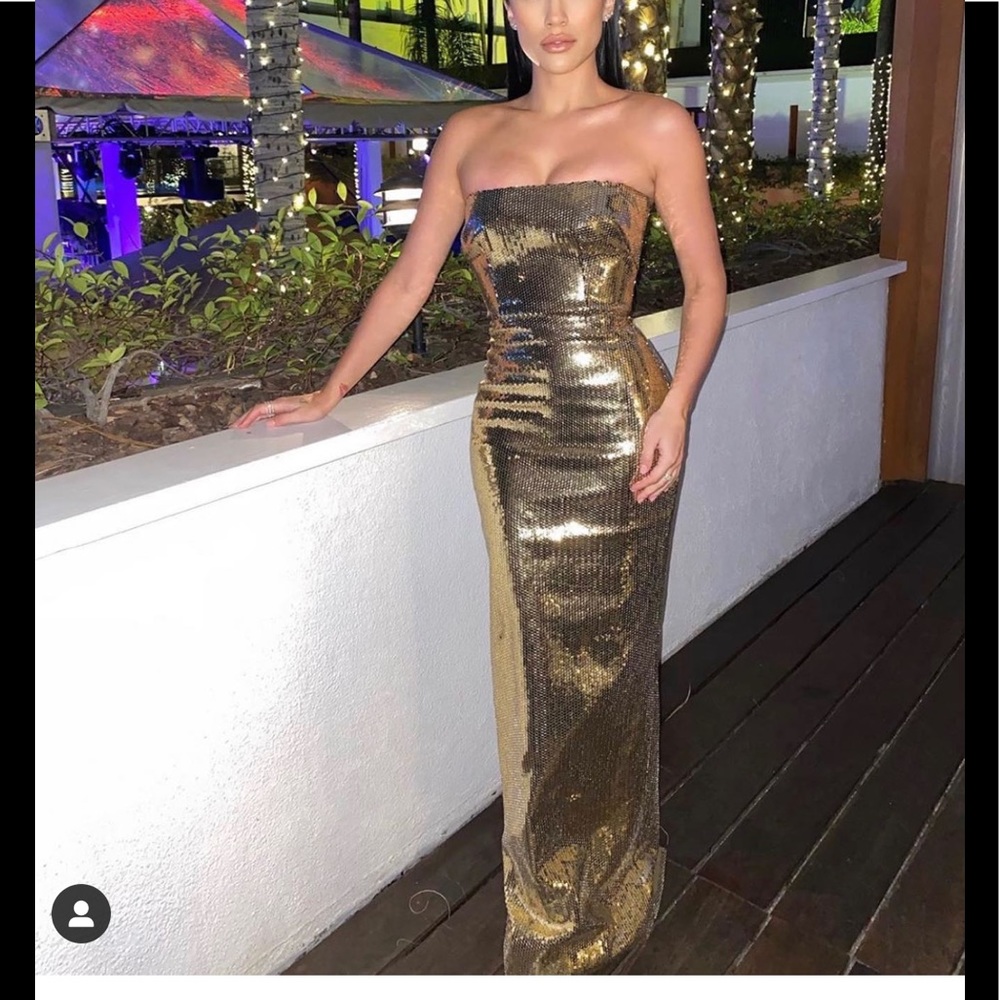 Alex Perry dress.